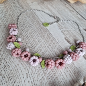 Colier cu zmeure - accesorii de crăciun - cadou tematic de moș crăciun, decorațiuni - cadouri de moș crăciun - Artynos.ro