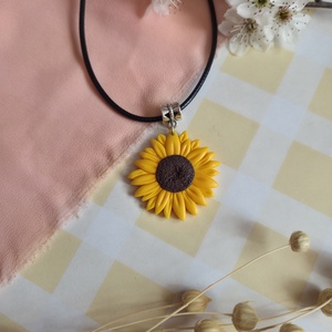 Colier cu floarea soarelui - bijuterii - coliere - pandative - Artynos.ro