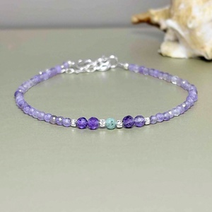 Bratara argint, ametist si smarald. - bijuterii - brățări - brățări din mărgele - Artynos.ro