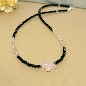 Colier cuart strawberry si turmalina neagra  - bijuterii - coliere - coliere din pietre semiprețioase - Artynos.ro