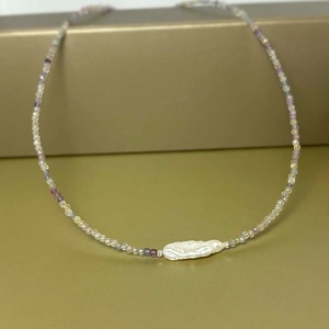 Colier minimalist dama cu fluorit natural și perla - bijuterii - coliere - coliere din pietre semiprețioase - Artynos.ro