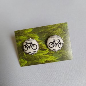 Cercei cu bicicleta, , , Cercei cu insertie textila

Baza din otel inoxidabil

Dimensiune: aproximativ 12 mm

, ARTYNOS