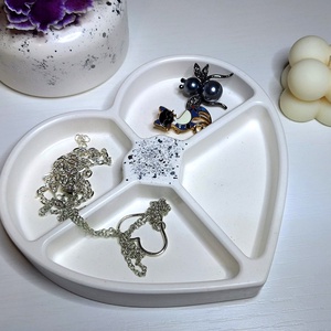 Tavita suport bijuterii handmade, Bijuterii, Suporturi si cutii de bijuterii, Cutii de bijuterii, Turnare in gips, ARTYNOS