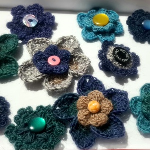 Aplicație / Broșă FlowerPower - bijuterii - broșă, insigne - Artynos.ro