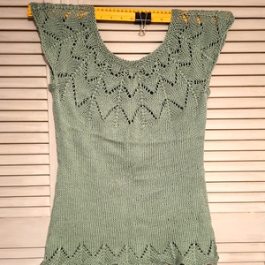 Top fara maneci tricotat manual din bumbac Green Summer - Artynos.ro