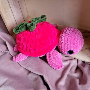 Broasca testoasa zmeura, Jucarii si echipamente pentru copii, Plusuri, Papusa crosetata, papusa de plus, Crosetat, Cusatura, ARTYNOS