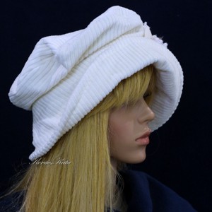 ANDERSEN - pălărie cu design din catifea albă - îmbrăcăminte și modă - eșarfe, pălării, fularuri - pălărie - Artynos.ro