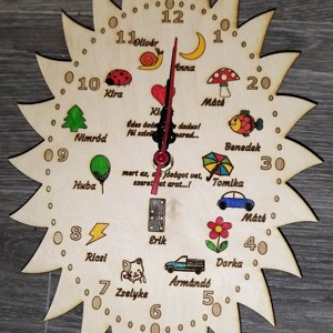 Cadou de absolvire ceas din lemn cu semne, grădiniță -  - Artynos.ro