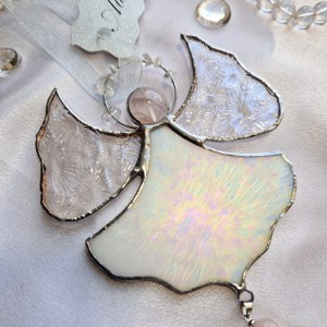 Înger de cristal în culoare opalescentă - crăciun - cadouri de moș crăciun - cadouri de moș crăciun - Artynos.ro