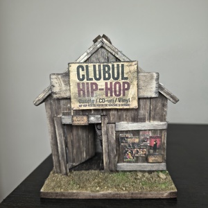 Diorama macheta Clubul Hip-Hop - Artynos.ro