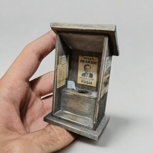 Macheta rustica in miniatura - WC de Curte, Casa & Stil de viata, Decoratiuni de casa, Decoratiuni de masa si rafturi, Decoratiuni de masa, Prelucrarea lemnului, ARTYNOS