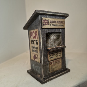 Machetă rustică în miniatură - casă de bilete Dinamo - casă & stil de viață - decorațiuni de casă - decorațiuni de masă și rafturi - decorațiuni de masă - Artynos.ro