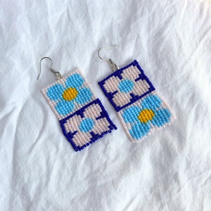 Cercei Flora - Albastru/Roz - bijuterii - cercei - cercei din mărgele - Artynos.ro