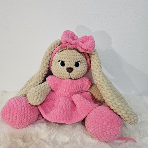 Pluș Iepuraș Croșetat - jucării și echipamente pentru copii - plușuri - iepure de pluș - Artynos.ro