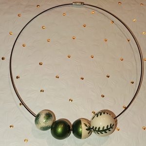 Colier handmade cu verde metalizat, Bijuterii, Coliere, Coliere din margele, , ARTYNOS