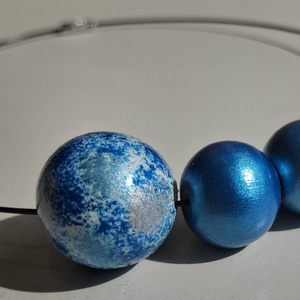 Colier handmade albastru cu argintiu - bijuterii - coliere - coliere din mărgele - Artynos.ro