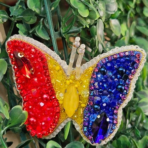 Brosa Fluture Tricolor  - bijuterii - broșe - Artynos.ro