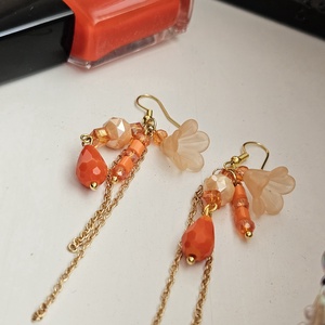 Cercei portocalii unicat  - bijuterii - cercei - cercei din mărgele - Artynos.ro