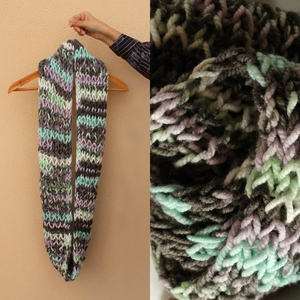 Fular tip infinity tricotat manual din fir acrilic multicolor - îmbrăcăminte și modă - eșarfe, pălării, fularuri - eșarfe - Artynos.ro