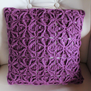 Fata de perna crosetata cu doua fete de 40x40cm., Casă & Stil de viață, Textile de casă, Perne, Croșetat, ARTYNOS