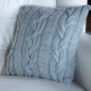 Fata de perna tricotata cu torsade si nasturi de 40x40cm la comanda din culori la alegere. - casă & stil de viață - textile de casă - perne - Artynos.ro
