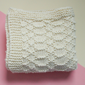 72 x 87 cm - Patura pentru bebelusi tricotat manual din bumbac organic si lana organică - Artynos.ro