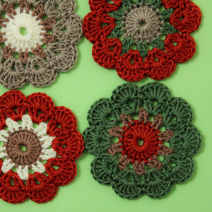 Coastere crosetate din bumbac in dungi set 3 - casă & stil de viață - accesorii pentru echipamente de bucătărie - accesorii de servire - suporturi pahare - Artynos.ro