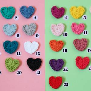 12 variante, set 1 - Inimi mici crosetate din fir 100% bumbac pentru aplicat pe textile si inclus in proiecte personale. - accessorii și unelte - accesorii decorative - alte accesorii - Artynos.ro