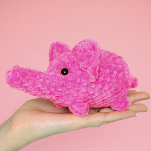 Jucarie din fir plusat - Elefant crosetat - jucării și echipamente pentru copii - plușuri - figurine de pluș - Artynos.ro