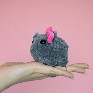 Jucarie din fir plusat - Sad hamster meme - jucării și echipamente pentru copii - plușuri - figurine de pluș - Artynos.ro