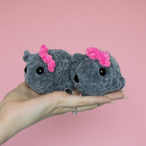 Jucarie din fir plusat - Sad hamster meme - jucării și echipamente pentru copii - plușuri - figurine de pluș - Artynos.ro