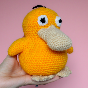 Jucarie Psyduck - Pokemon crosetat  - Artynos.ro