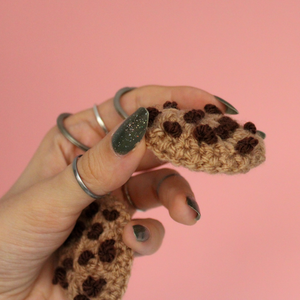 Breloc chocolate chip cookie crosetat - geantă și husă - accesorii genți - breloc - Artynos.ro