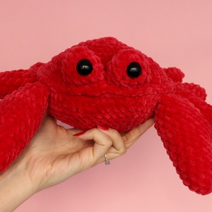 Jucarie din fir plusat - Crab crosetat  - jucării și echipamente pentru copii - plușuri - figurine de pluș - Artynos.ro