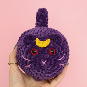 Luna - Jucarie Sailor Moon croșetată din fir plușat - jucării și echipamente pentru copii - plușuri - figurine de pluș - Artynos.ro