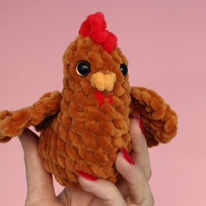 Jucarie din fir plusat - Gaina mica - jucării și echipamente pentru copii - plușuri - figurine de pluș - Artynos.ro