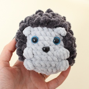 Jucarie din fir plusat - Arici mic - jucării și echipamente pentru copii - plușuri - figurine de pluș - Artynos.ro