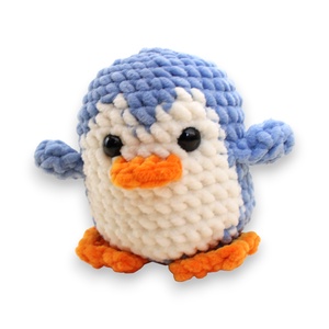 Jucarie din fir plusat - Pinguin bleo - Artynos.ro