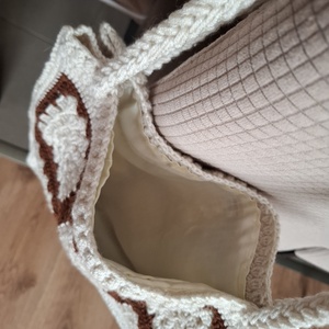 Geanta crosetata - geantă și husă - genți de umăr și genți de mână - genți de umăr - Artynos.ro Geanta crosetata - geantă și husă - genți de umăr și genți de mână - genți de umăr - Artynos.ro