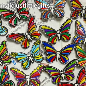 Broșe marțișor fluturi multicolori  - bijuterii - mărțișor - Artynos.ro