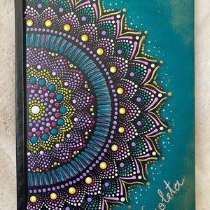 Agenda pictata manual in tehnica mandala dots - casă & stil de viață - produse de papetărie - caiete și jurnale - Artynos.ro