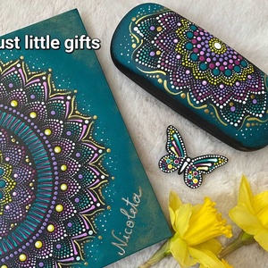 Toc ochelari pictat manual in tehnica mandala dots - genți și portofele - portofele, huse, suporturi - suport de ochelari - Artynos.ro