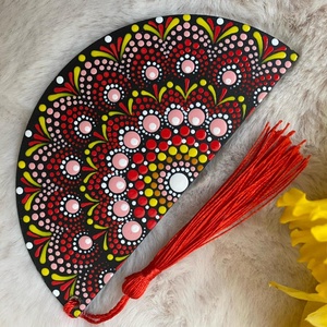 Semn de carte personalizabil, pictat manual in tehnica mandala dots - cărți și creații cu tematică muzicală, cadouri - semn de carte - Artynos.ro