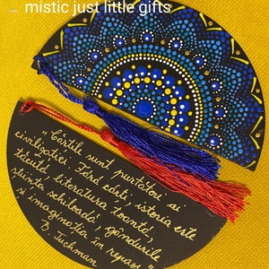 Semn de carte personalizabil, pictat manual in tehnica mandala dots - cărți și creații cu tematică muzicală, cadouri - semn de carte - Artynos.ro