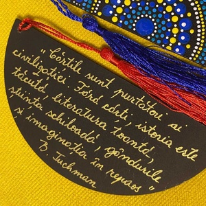 Semn de carte personalizabil, pictat manual in tehnica mandala dots - cărți și creații cu tematică muzicală, cadouri - semn de carte - Artynos.ro