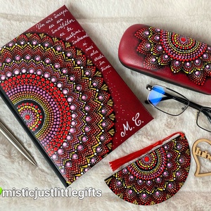 Toc ochelari pictat manual in tehnica mandala dots - genți și portofele - portofele, huse, suporturi - suport de ochelari - Artynos.ro