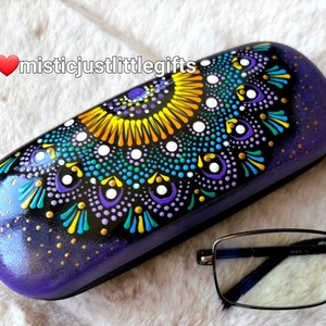 Toc ochelari pictat manual in tehnica mandala dots - genți și portofele - portofele, huse, suporturi - suport de ochelari - Artynos.ro