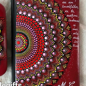 Agenda pictata manual in tehnica mandala dots, Casa & Stil de viata, Produse de papetarie, Caiete si jurnale, Pictura, Obiecte pictate, ARTYNOS