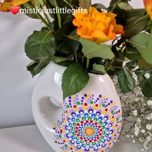Vaza ceramica pictata manual in tehnica mandala dots, Casa & Stil de viata, Decoratiuni de casa, Accesorii florale, Vaze, Pictura, Obiecte pictate, ARTYNOS