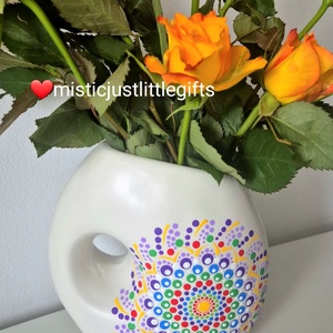 Vaza ceramica pictata manual in tehnica mandala dots - casă & stil de viață - decorațiuni de casă - accesorii florale - vaze - Artynos.ro